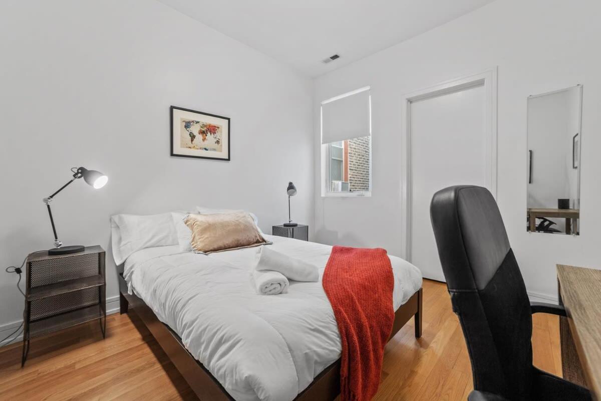 Appartement 4-bedroom Luxury With Rooftop & Skyline Views *